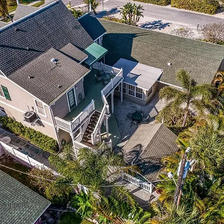 Mint Green Getaway